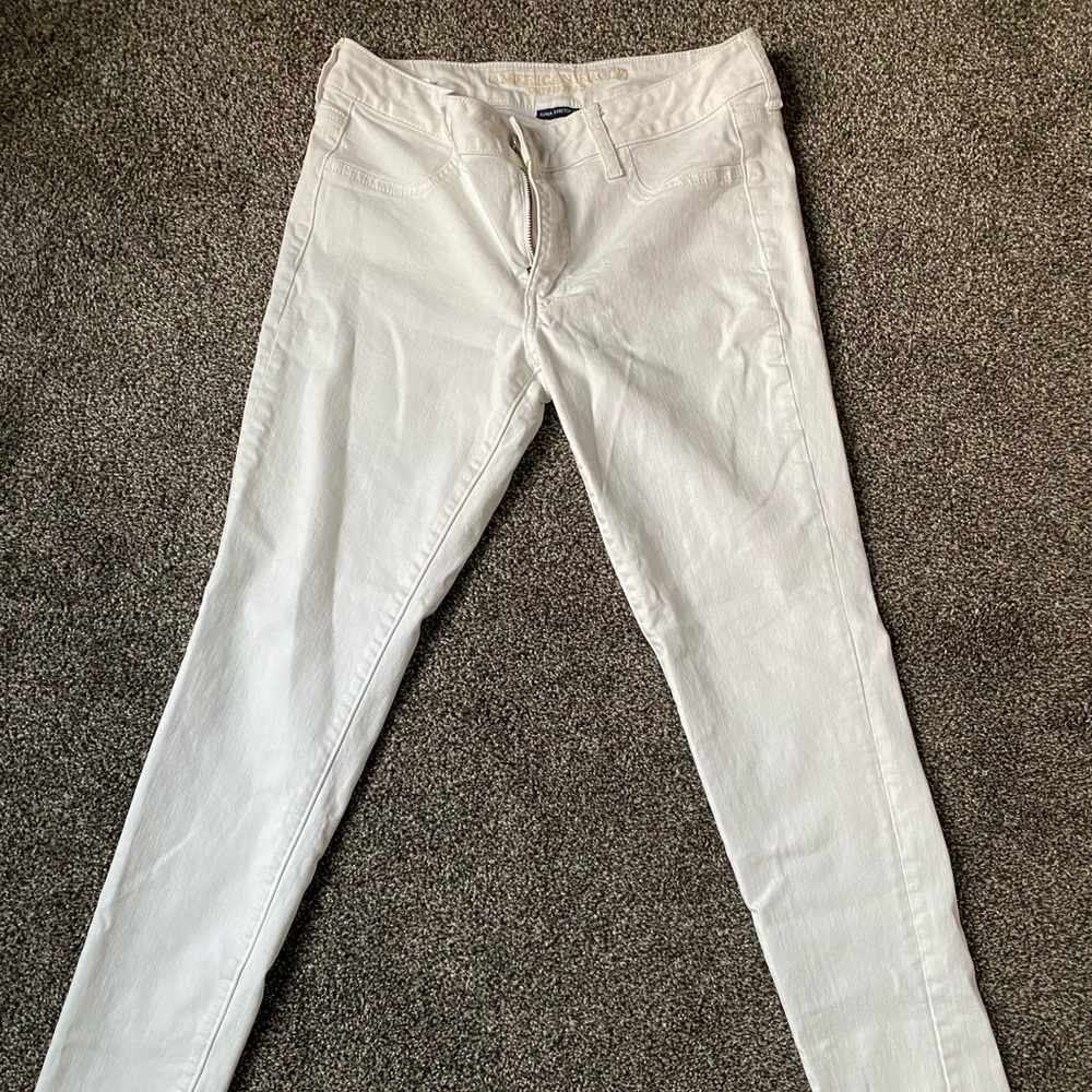 American Eagle white jeans